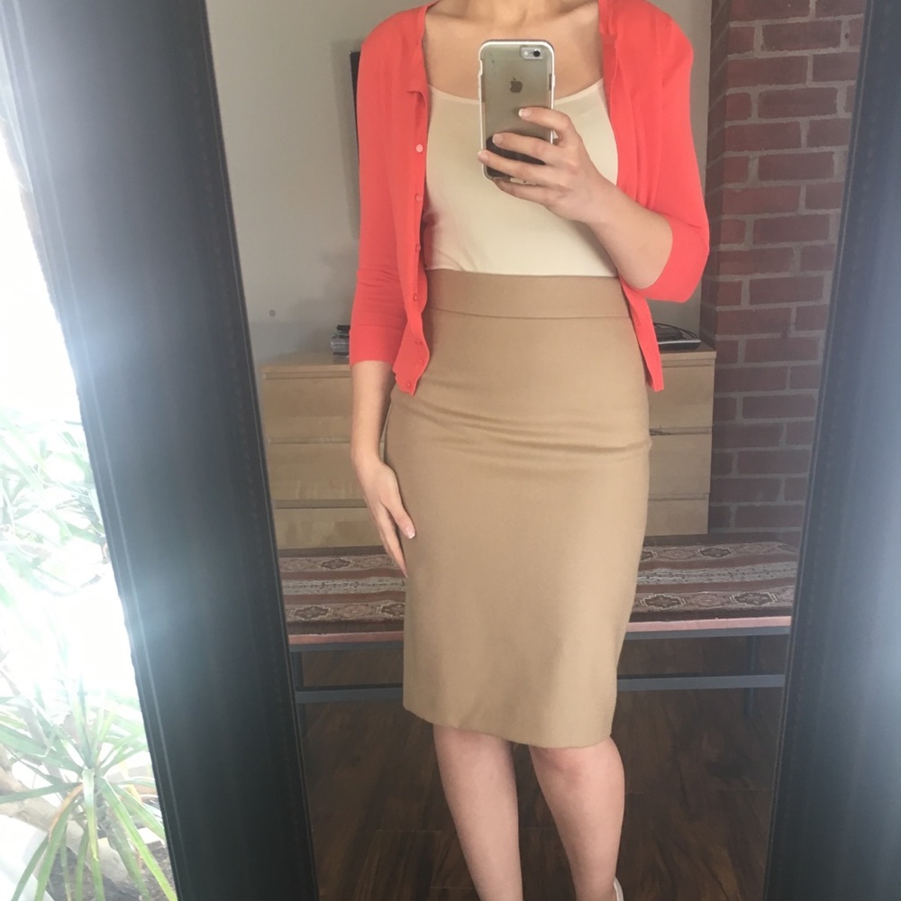 Ann Taylor cropped cardigan